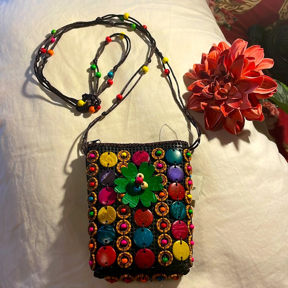 🏝️NWOT Handmade Coconut Bead Crossbody Purse